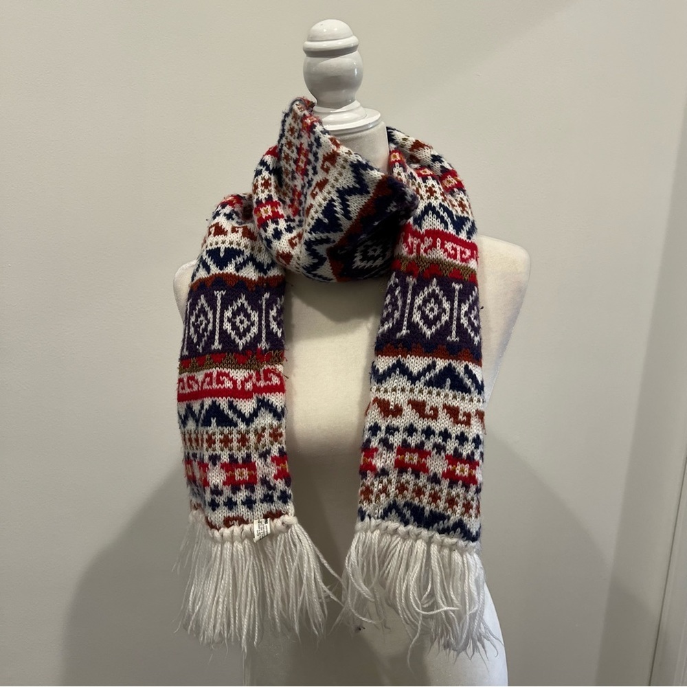 Vintage Hanes Fair Isle Fringe Scarf - Picture 8 of 9